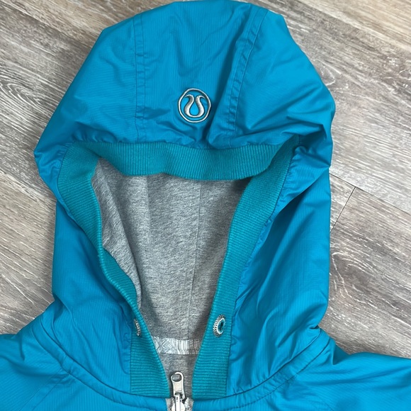 Lululemon Swell Reversible Track Jacket Teal Blue Gray Size 10 - Picture 5 of 13